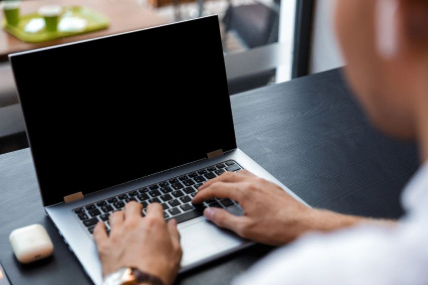 Zo vind je een laptop die echt bij jouw dag past